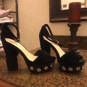 Floral Black Velvet heels